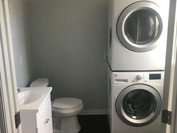 5th image of 1142 Spruce St