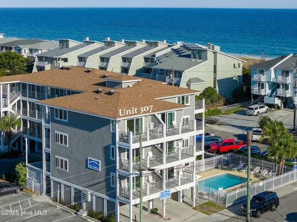 15 Nathan Street Unit 307, Wrightsville Beach, NC 28480