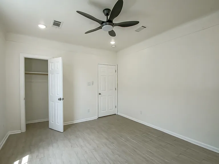 3017 Annette St — Photo 10