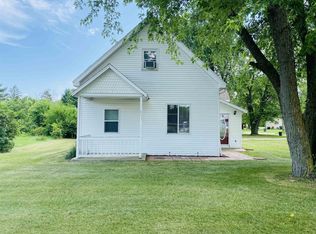 237 N Wisconsin St, Lyndon Station, WI 53944