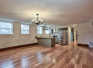 620 Church St APT 2, Fairfax, IA 52228