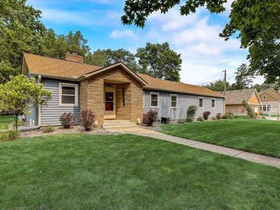201 2nd St NE, Osseo, MN, 55369