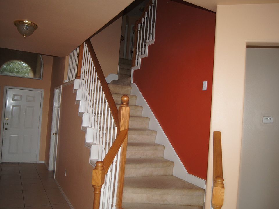 2nd image of 2408 Frontera Rd