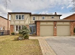 134 Mossgrove Trl, Toronto, ON M2L2W5