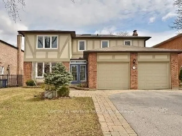134 Mossgrove Trl, Toronto, ON M2L 2W5