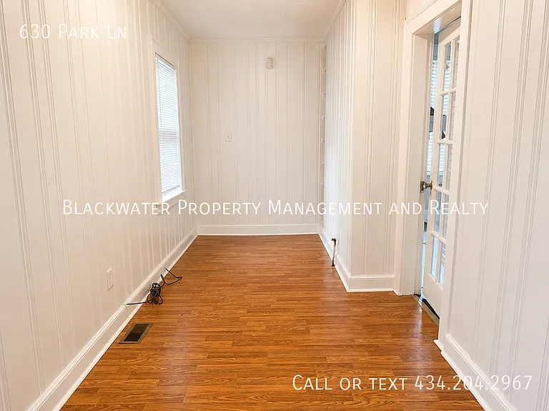 630 Park Ln — Photo 6