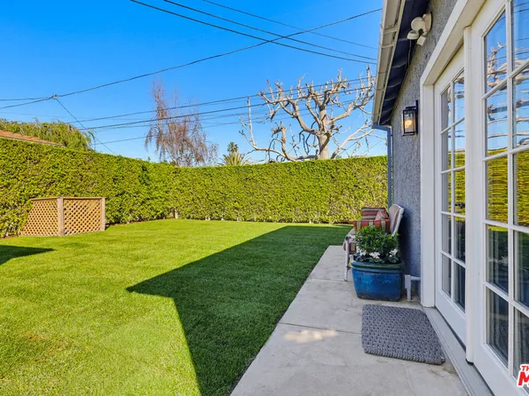 8344 Kenyon Ave, Los Angeles, CA 90045