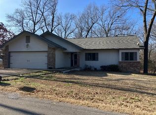1 Etwall Ln, Bella Vista, AR 72714