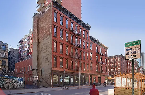 Rented by Living New York | media 8