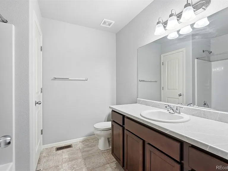 7375 Forest Meadows Ave — Photo 28