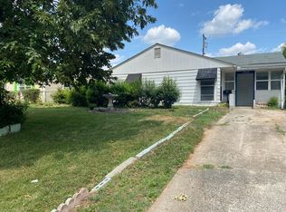 2018 Quentin St, Charlotte, NC 28216