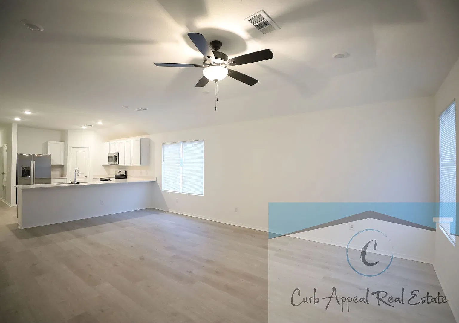 Beautiful Newer Construction 4-Bedroom Home Fenced Yard, 2-Car Garage & Nettleton Schools! — Photo 4