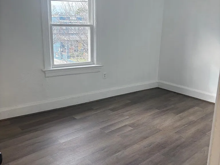 225 Missouri Ave NW — Photo 13