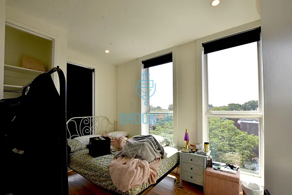 Rented by null | media 30