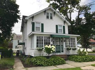 50 Webster St, Saratoga Springs, NY 12866