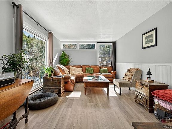 3rd image of 11827 Brook Road