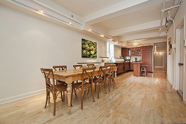 1st image of 215 W 29th St Floor 4