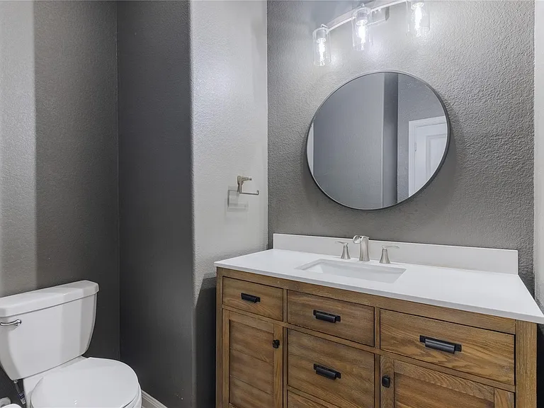 400 Pinnacle View Dr — Photo 17