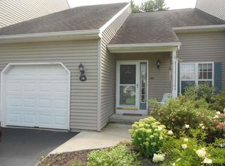 54B Raylinsky Ln, Mechanicville, NY 12118