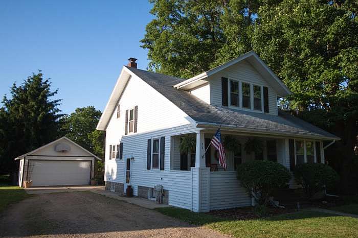1st image of 319 E Eliza St