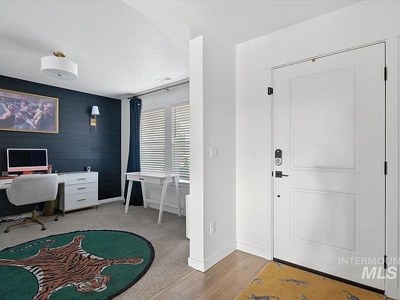 4th image of 15801 N Limestone Way