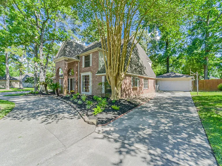 3910 Misty Gardens Ct — Photo 7