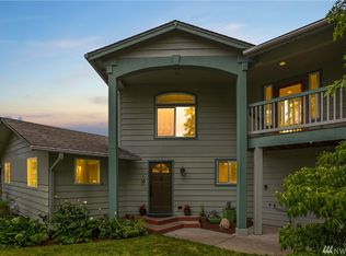 18526 Driftwood Dr E, Lake Tapps, WA 98391