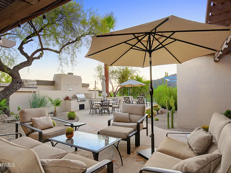 1049 N Boulder Dr — Photo 41