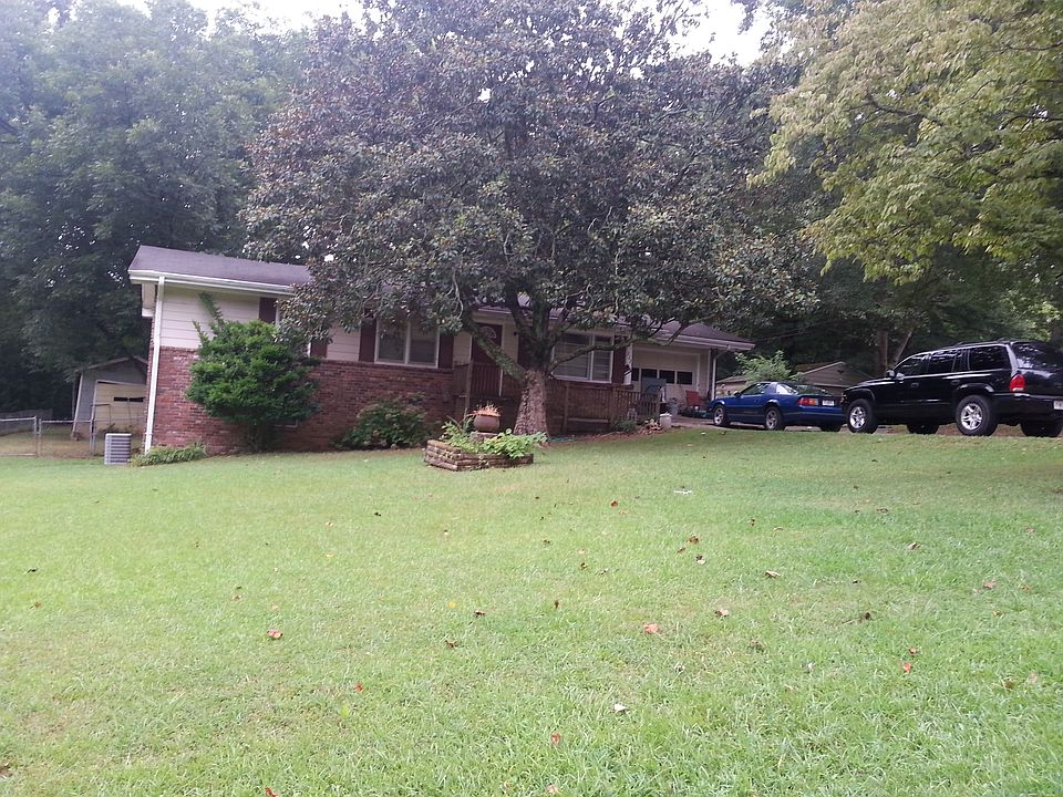 1st image of 222 Dogwood Ln