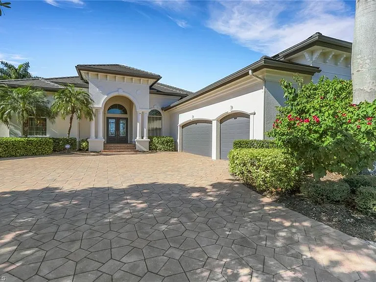 18530 Cypress Haven Dr — Photo 1