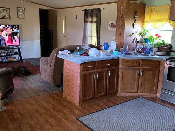 2nd image of 242 Private Road 3040
