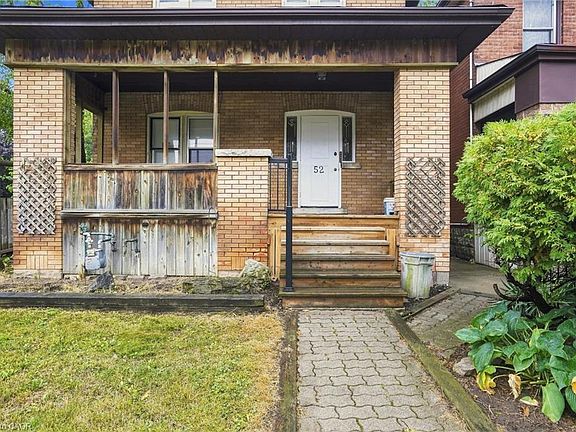 4th image of 52 Kensington Ave N