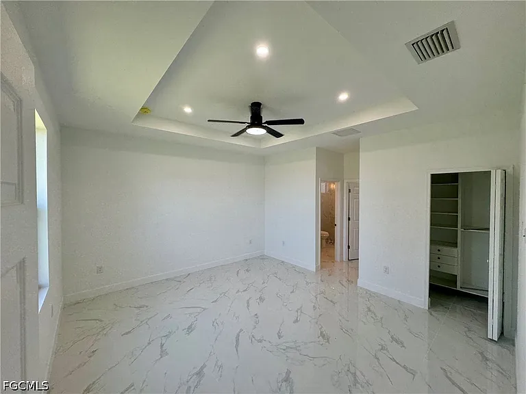 1208 NW 25th Pl — Photo 9