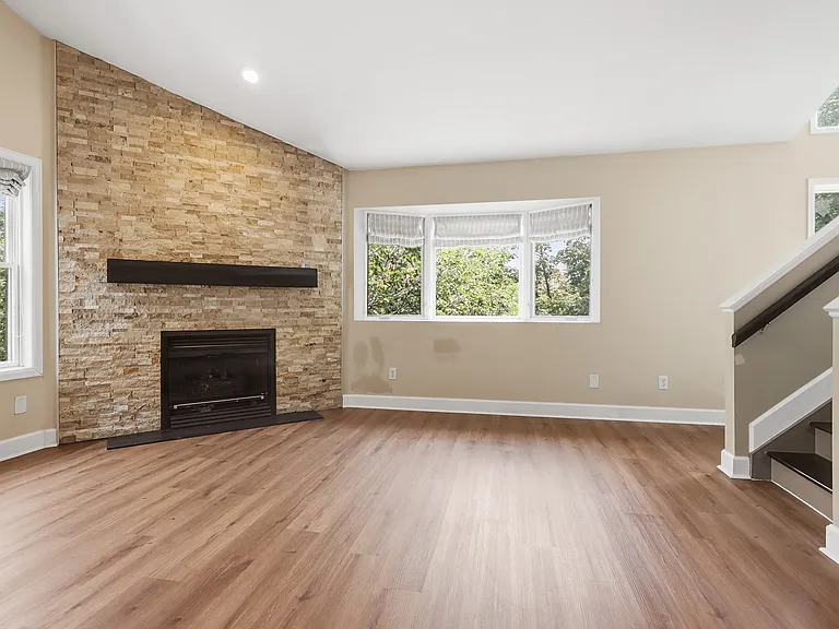 221 S Garfield St #211 — Photo 1