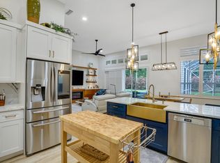 720 Pine Club Ln, Wellington, FL 33414