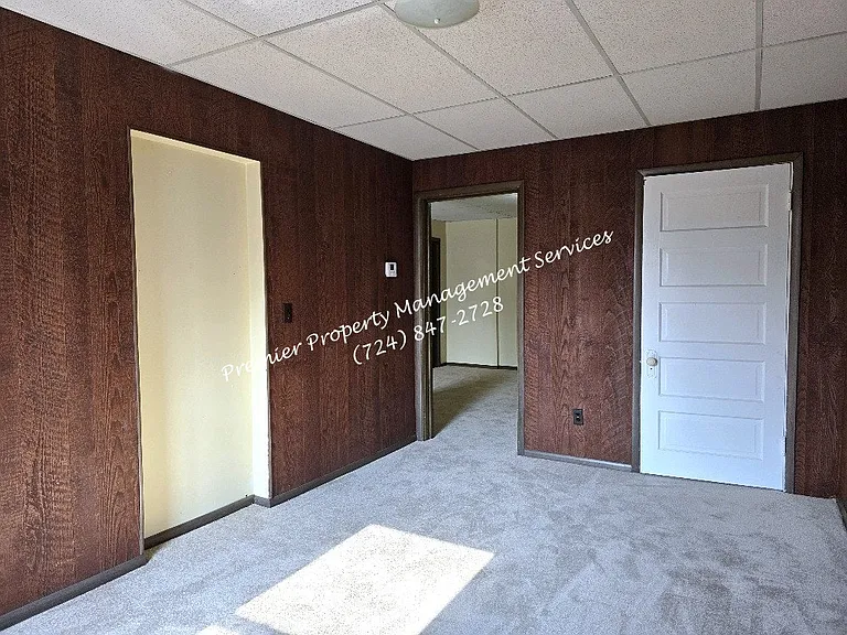 220 5th St — Photo 8