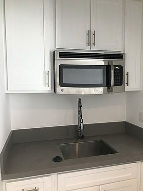 1st image of 607 N Spaulding Ave APT 4