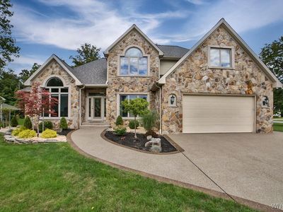 15 Forest Creek Ct, Grand Island, NY, 14072