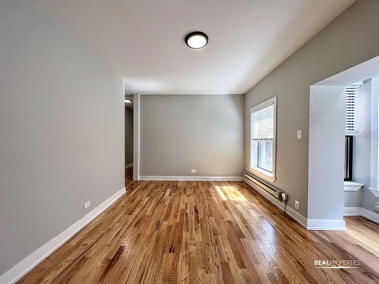 4421-27 N Wolcott Ave — Photo 19