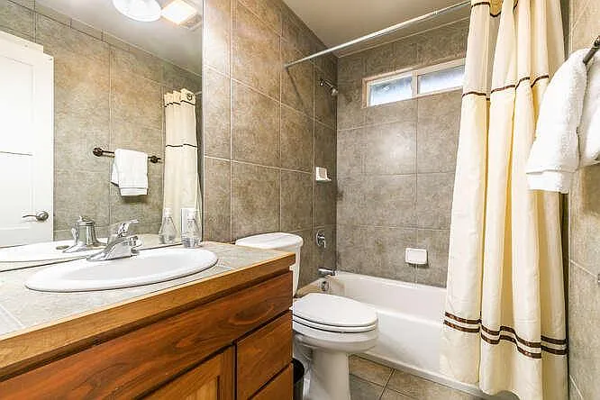 1739 Cedar Crest Ave — Photo 9