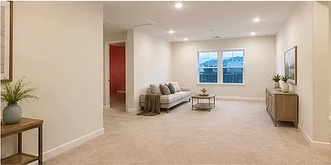 28418 Peralta Preserve Ln — Photo 9