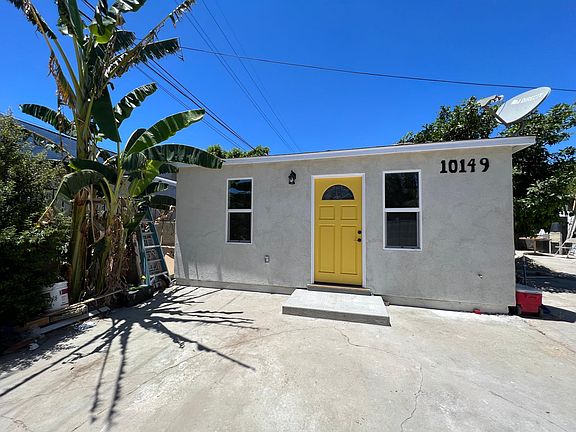 3rd image of 10149 Langdon Ave