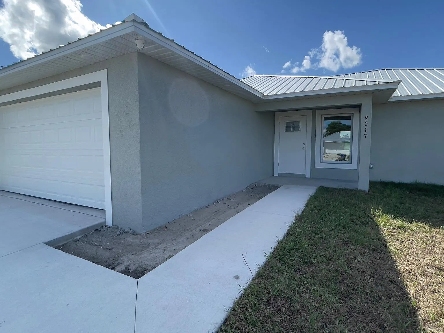 9017 Maywood Cir — Photo 3