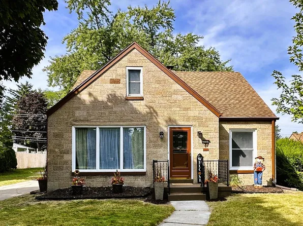 3521 South 58th STREET, Milwaukee, WI 53220