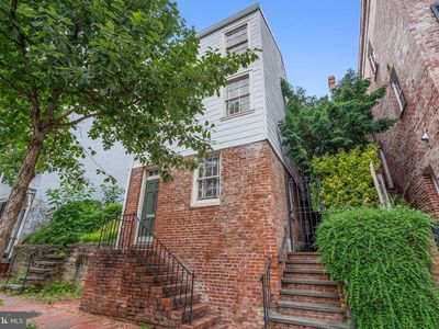 2719 Dumbarton St NW, Washington, DC, 20007