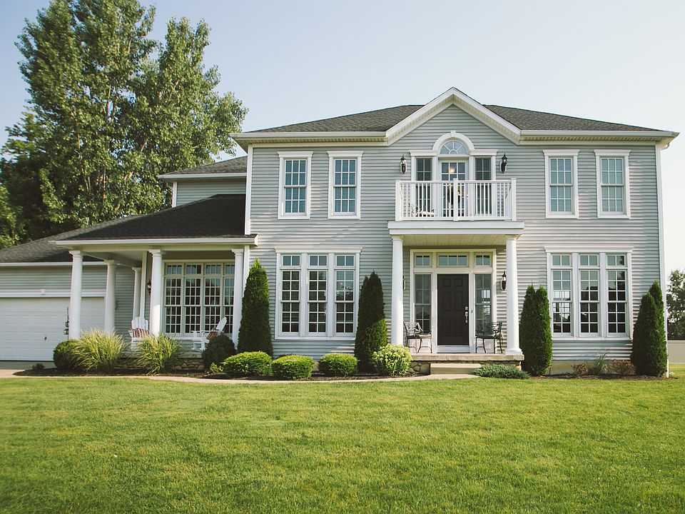 1st image of 70 Ashworth Ct