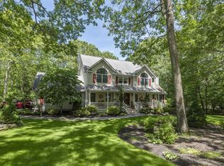 6 Doe Run, Manorville, NY 11949