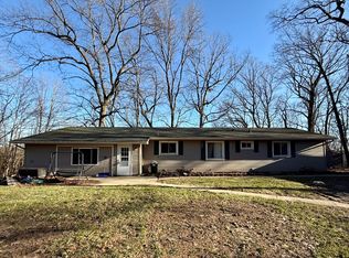 201 Lake Hills Dr, Concord, MI 49237