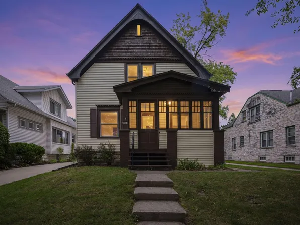 2134 S 84th STREET, West Allis, WI 53227