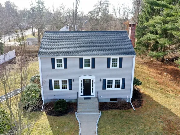67 Summer St, Medway, MA 02053